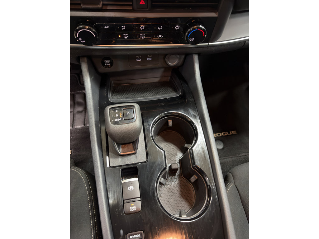Used 2024 Nissan Rogue S FWD image 18