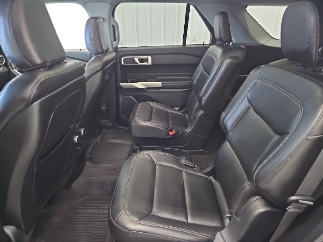 Certified 2020 Ford Explorer XLT w/ Equipment Group 202A AWD/4WD image 37