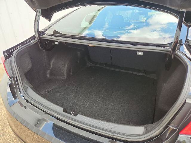 Used 2024 Chevrolet Malibu LS FWD image 14
