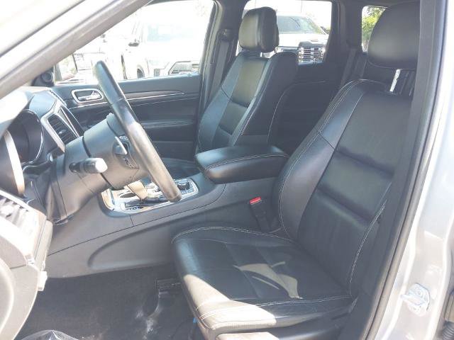 Used 2017 Jeep Grand Cherokee Limited AWD/4WD image 25