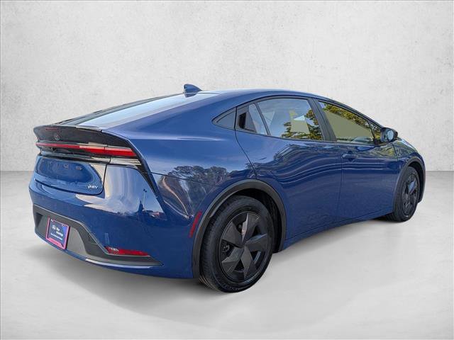 Used 2025 Toyota Prius LE image 5