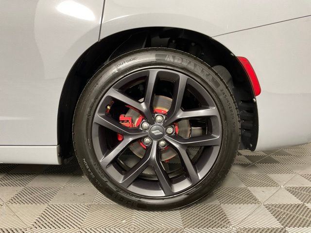 Used 2021 Dodge Charger SXT w/ Blacktop Package image 10