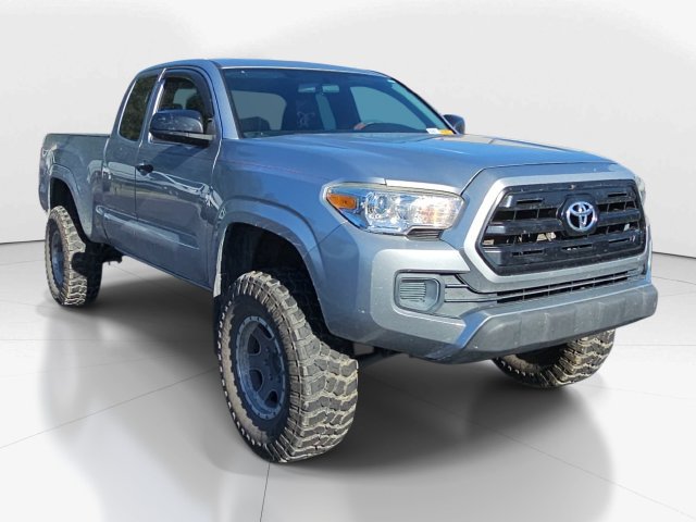 Used 2017 Toyota Tacoma SR