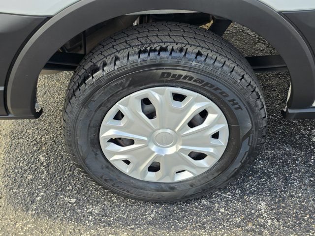 Certified 2025 Ford Transit 350 XLT RWD image 11