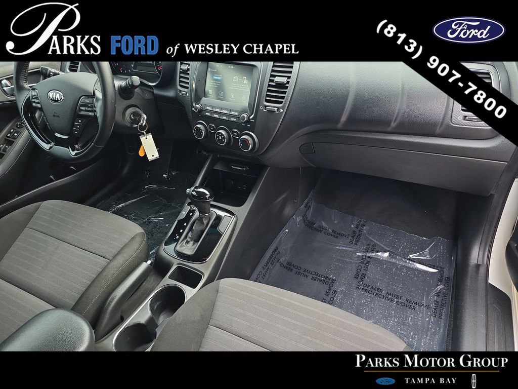 Used 2017 Kia Forte S FWD image 8