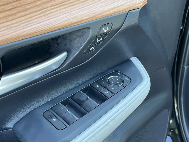 Used 2025 Toyota Grand Highlander AWD image 18