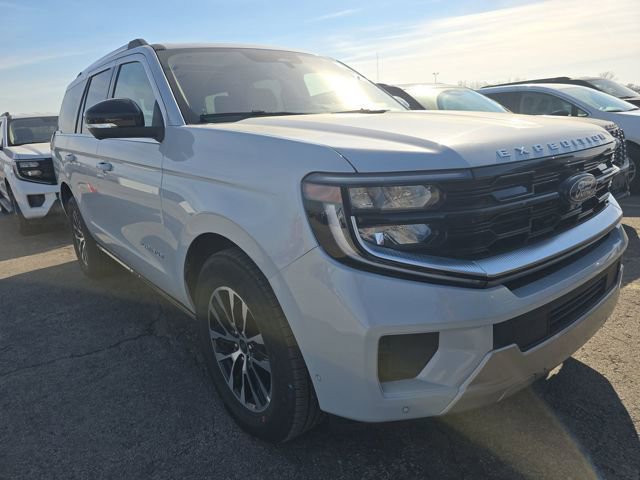 Certified 2025 Ford Expedition Platinum image 3