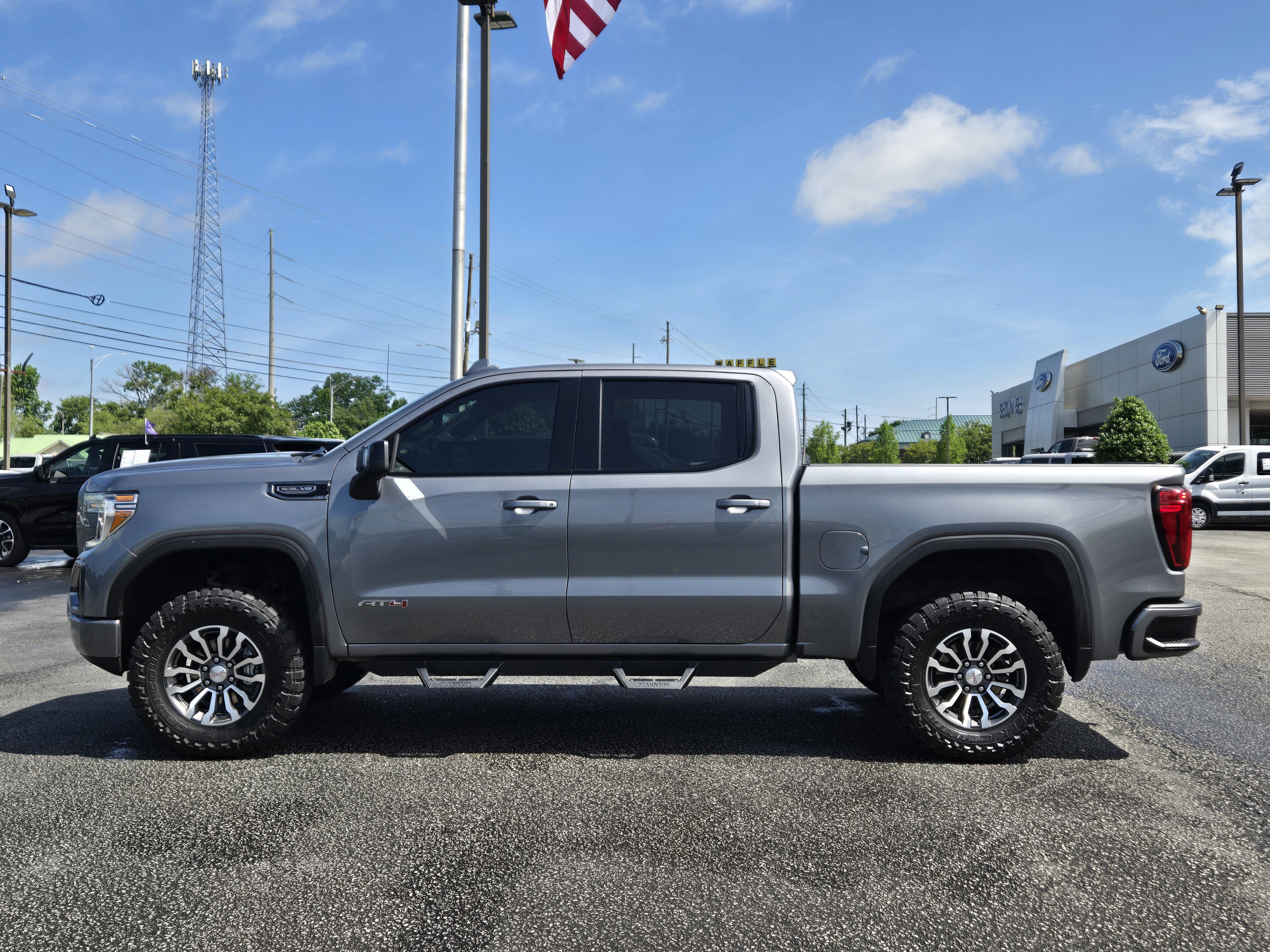 Used 2021 GMC Sierra 1500 AT4 AWD/4WD image 13