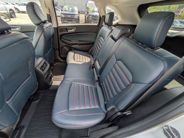 Certified 2023 Ford Edge SEL w/ Sport Appearance Package AWD/4WD image 16