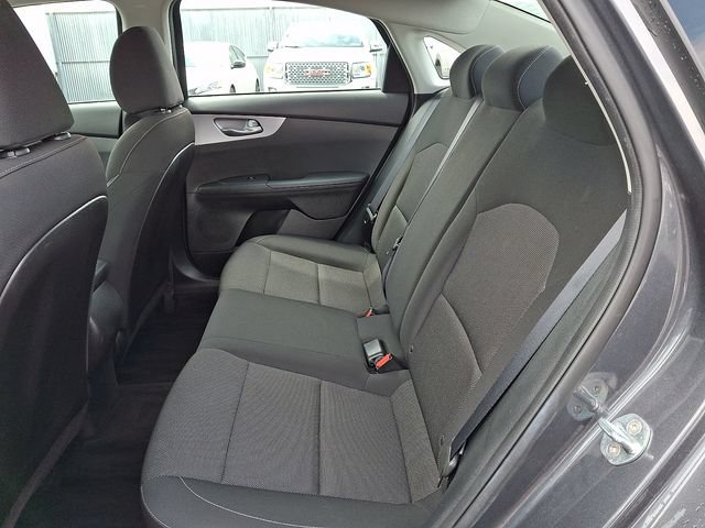Used 2022 Kia Forte LXS FWD image 10
