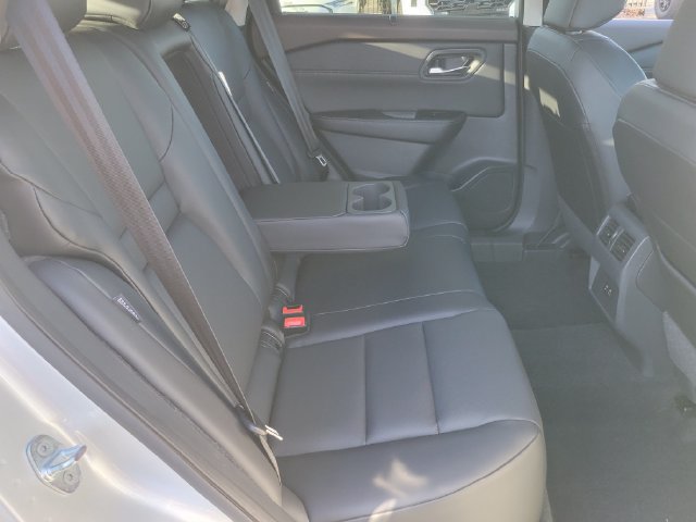 Used 2023 Nissan Rogue SV w/ SV Premium B Package FWD image 22