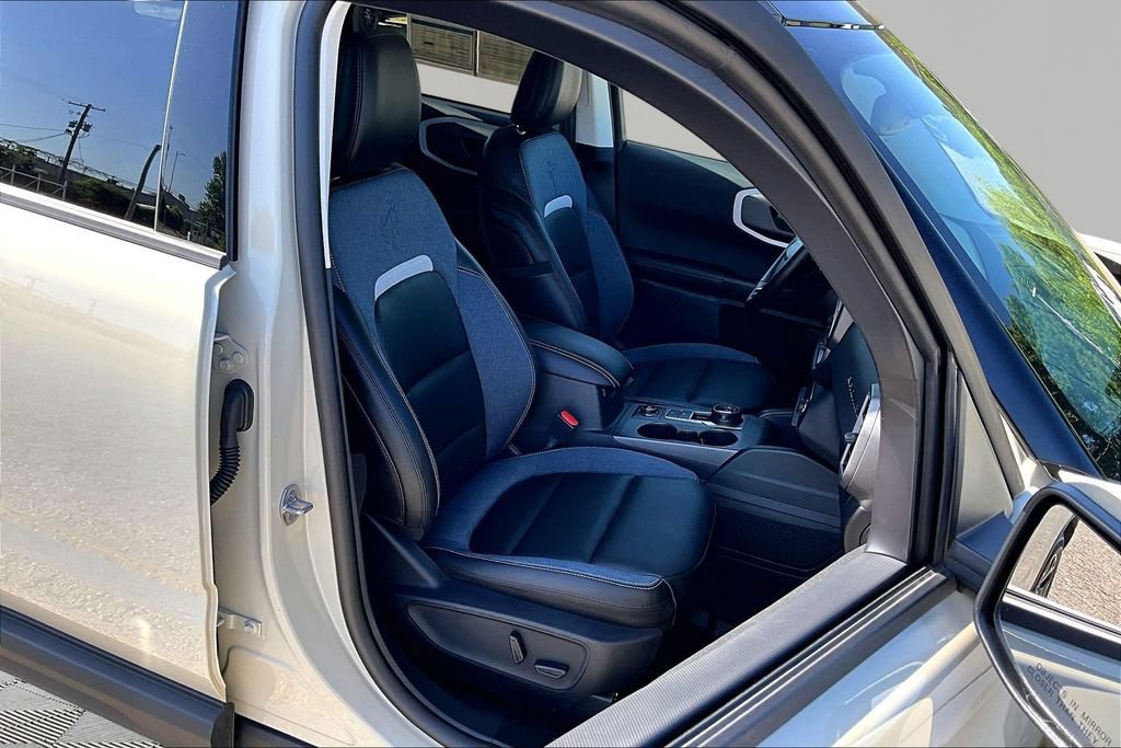 Certified 2025 Ford Bronco Sport Outer Banks w/ Outer Banks Tech Package+ AWD/4WD image 7