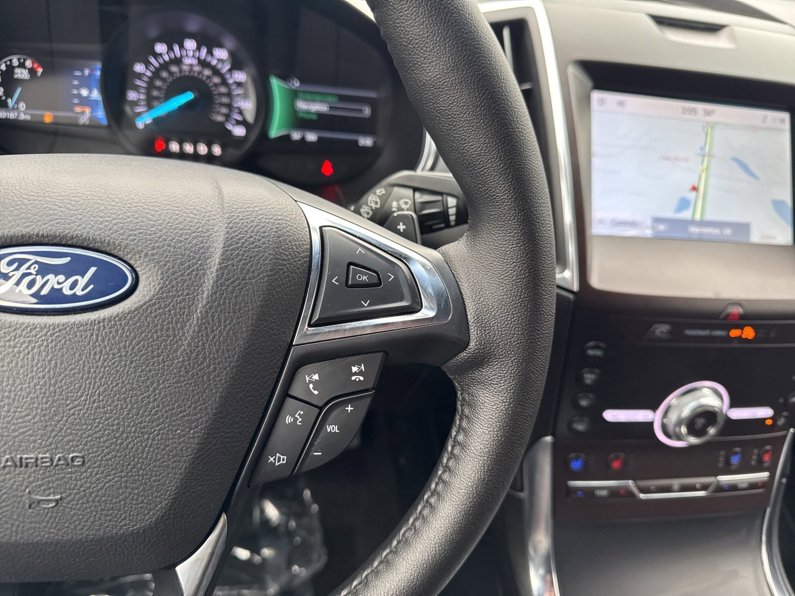 Certified 2020 Ford Edge Titanium w/ Equipment Group 301A image 20