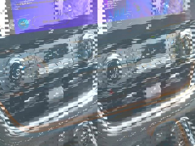 Used 2024 Toyota Grand Highlander AWD Hybrid image 23