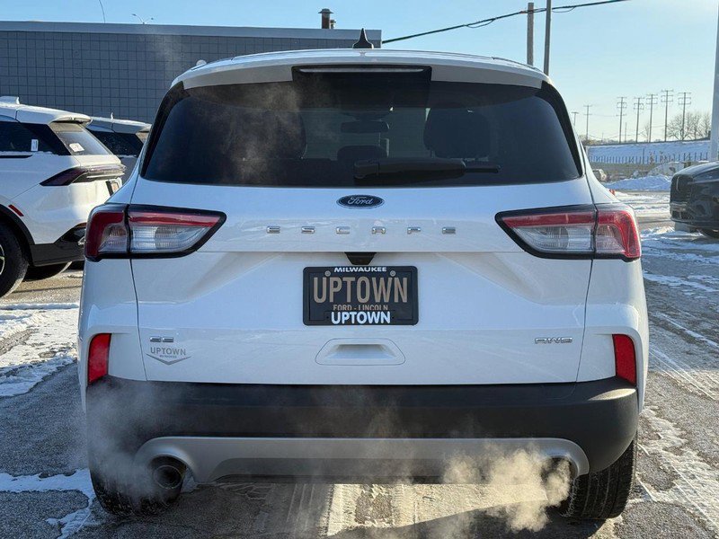 Certified 2022 Ford Escape SE image 3