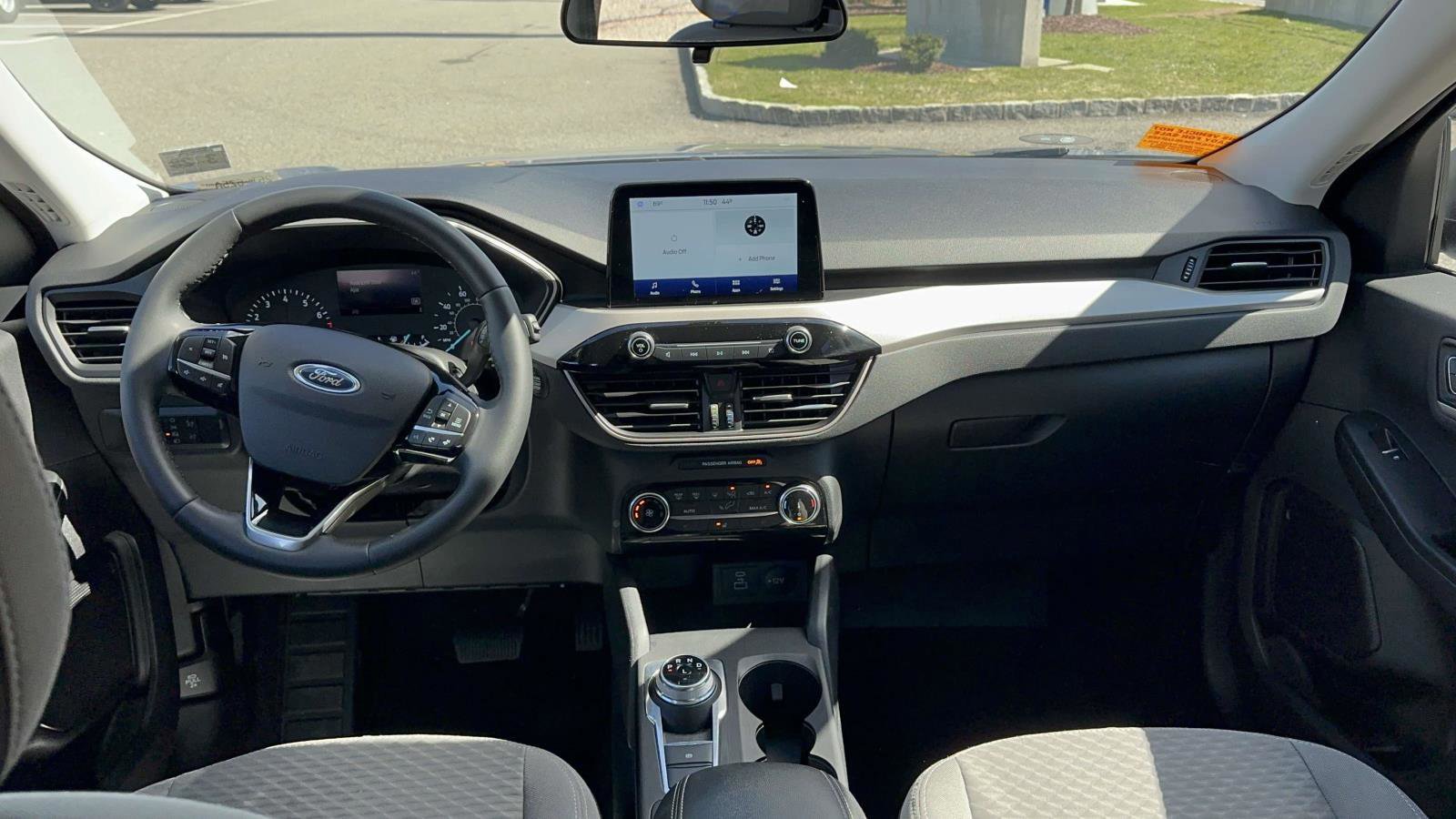 Certified 2022 Ford Escape SE w/ Cold Weather Package image 13