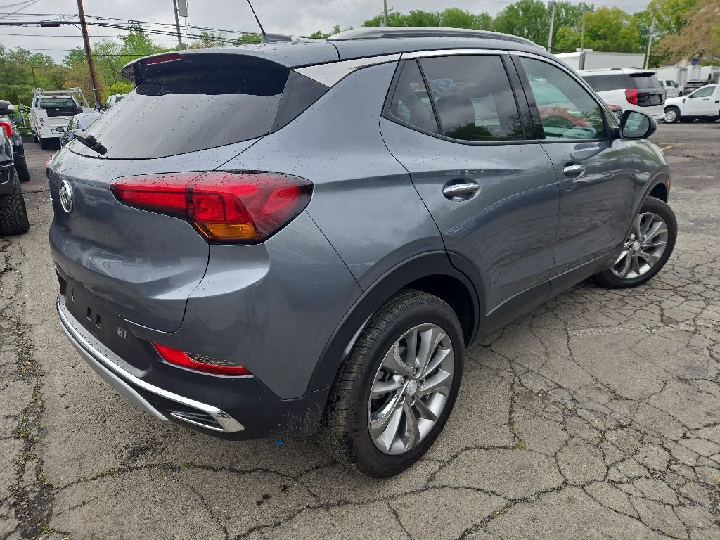 Used 2022 Buick Encore GX Essence w/ Experience Buick Package AWD/4WD image 6