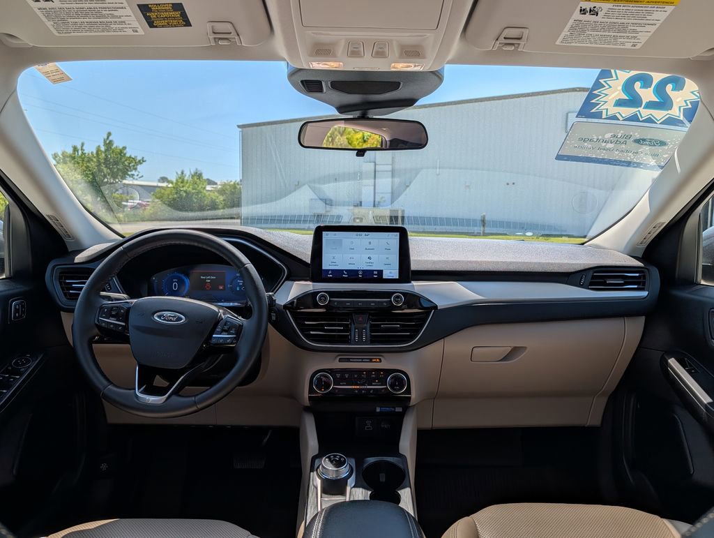 Certified 2022 Ford Escape SEL w/ Technology Package FWD image 5