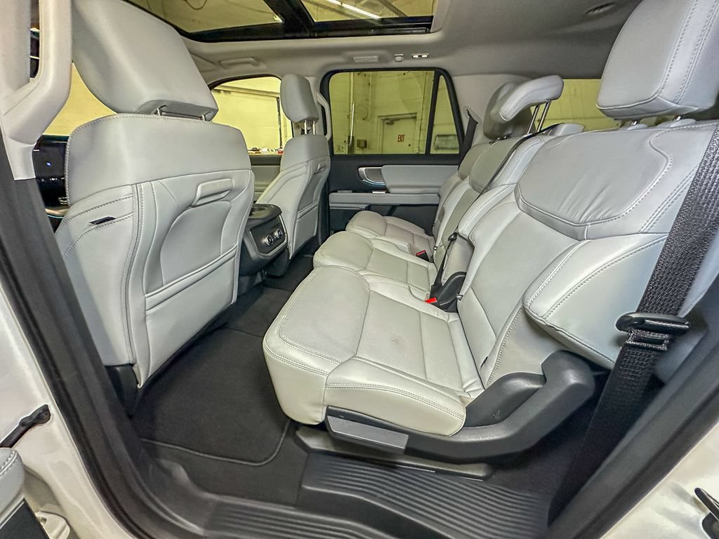 Certified 2025 Ford Expedition Max Platinum AWD/4WD image 33