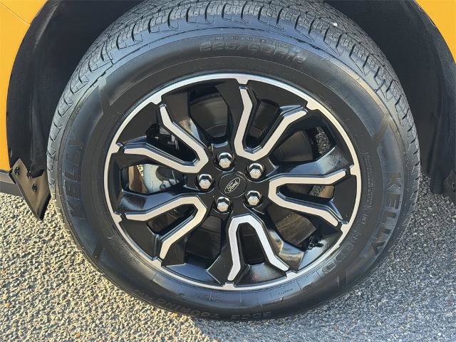 Certified 2022 Ford Maverick Lariat w/ Lariat Luxury Package image 11