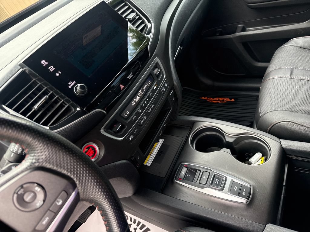Used 2023 Honda Passport TrailSport image 17