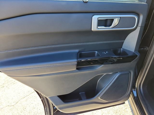 Certified 2022 Ford Explorer ST image 8