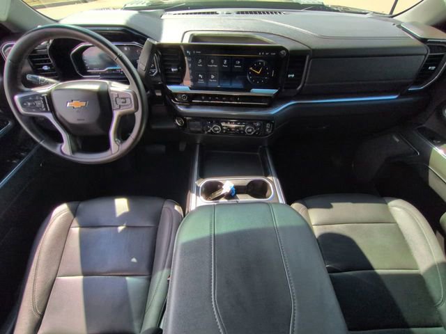 Used 2024 Chevrolet Silverado 2500 LTZ w/ LTZ Convenience Package image 18