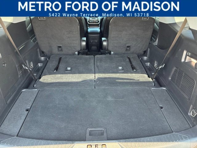 Certified 2022 Ford Explorer XLT w/ Equipment Group 202A AWD/4WD image 37