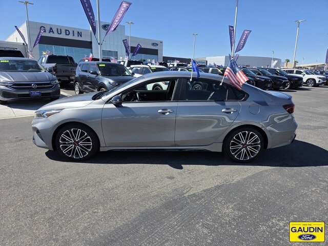 Used 2022 Kia Forte GT FWD image 4
