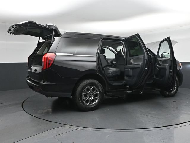 Certified 2026 Ford Expedition Active AWD/4WD image 58