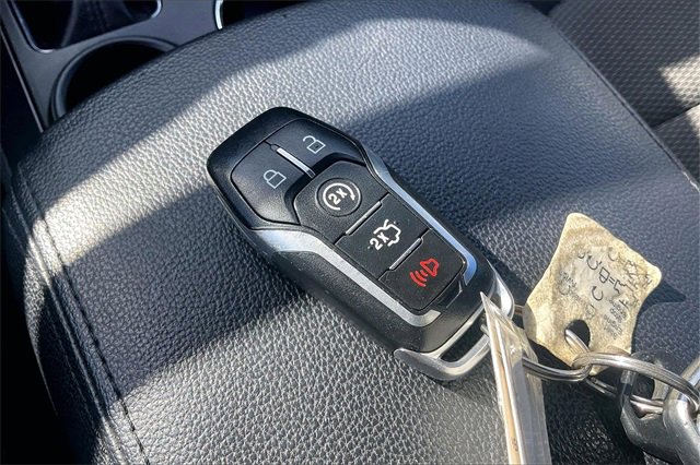 Certified 2017 Ford Explorer XLT w/ Equipment Group 201A image 11