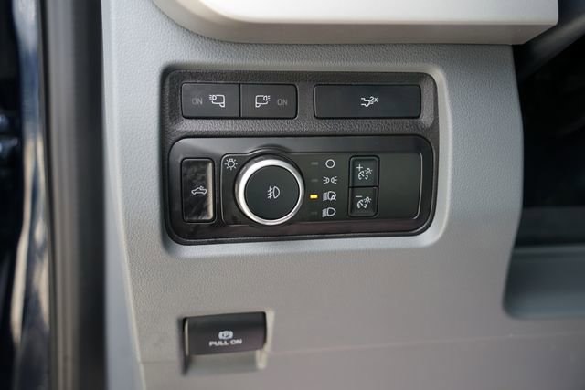 Certified 2024 Ford F250 XLT w/ XLT Premium Package AWD/4WD image 13