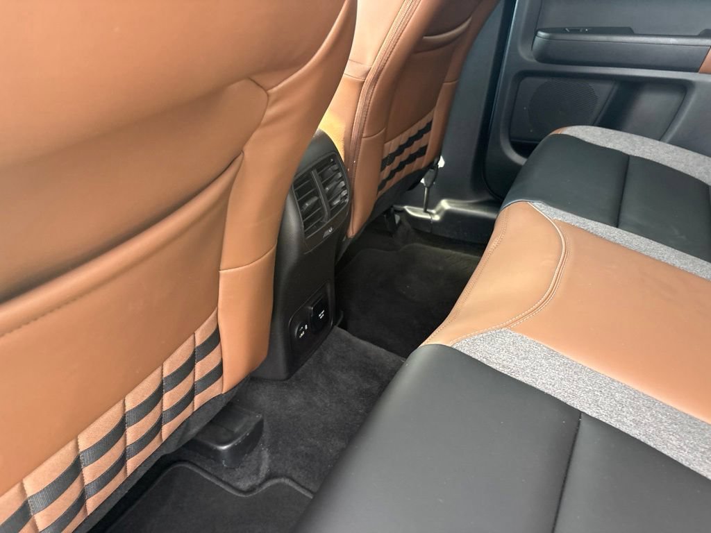 Certified 2024 Ford Bronco Sport Outer Banks w/ Tech Package AWD/4WD image 27