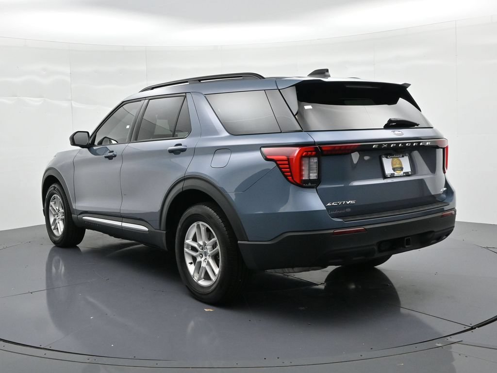 Certified 2025 Ford Explorer Active AWD/4WD image 8