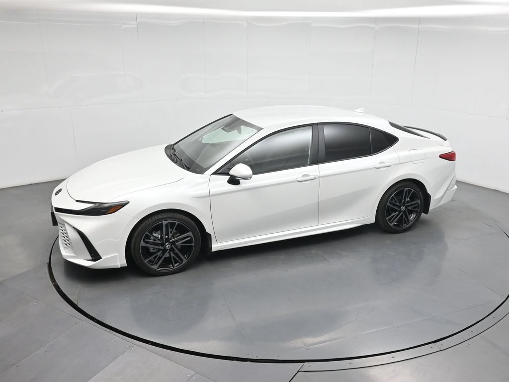 Used 2026 Toyota Camry XSE FWD image 42