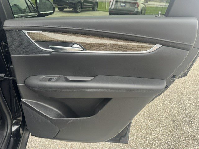 Used 2019 Cadillac XT5 Platinum AWD/4WD image 35