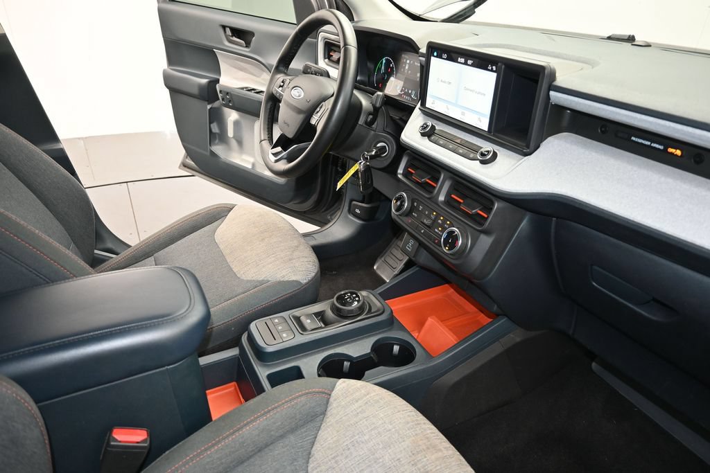 Certified 2023 Ford Maverick XLT w/ XLT Luxury Package FWD image 16