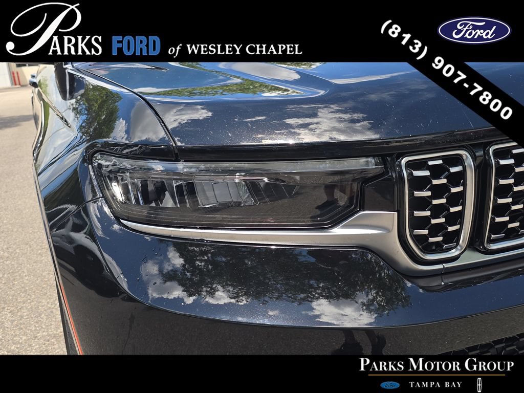 Used 2025 Jeep Grand Cherokee L Summit AWD/4WD image 6