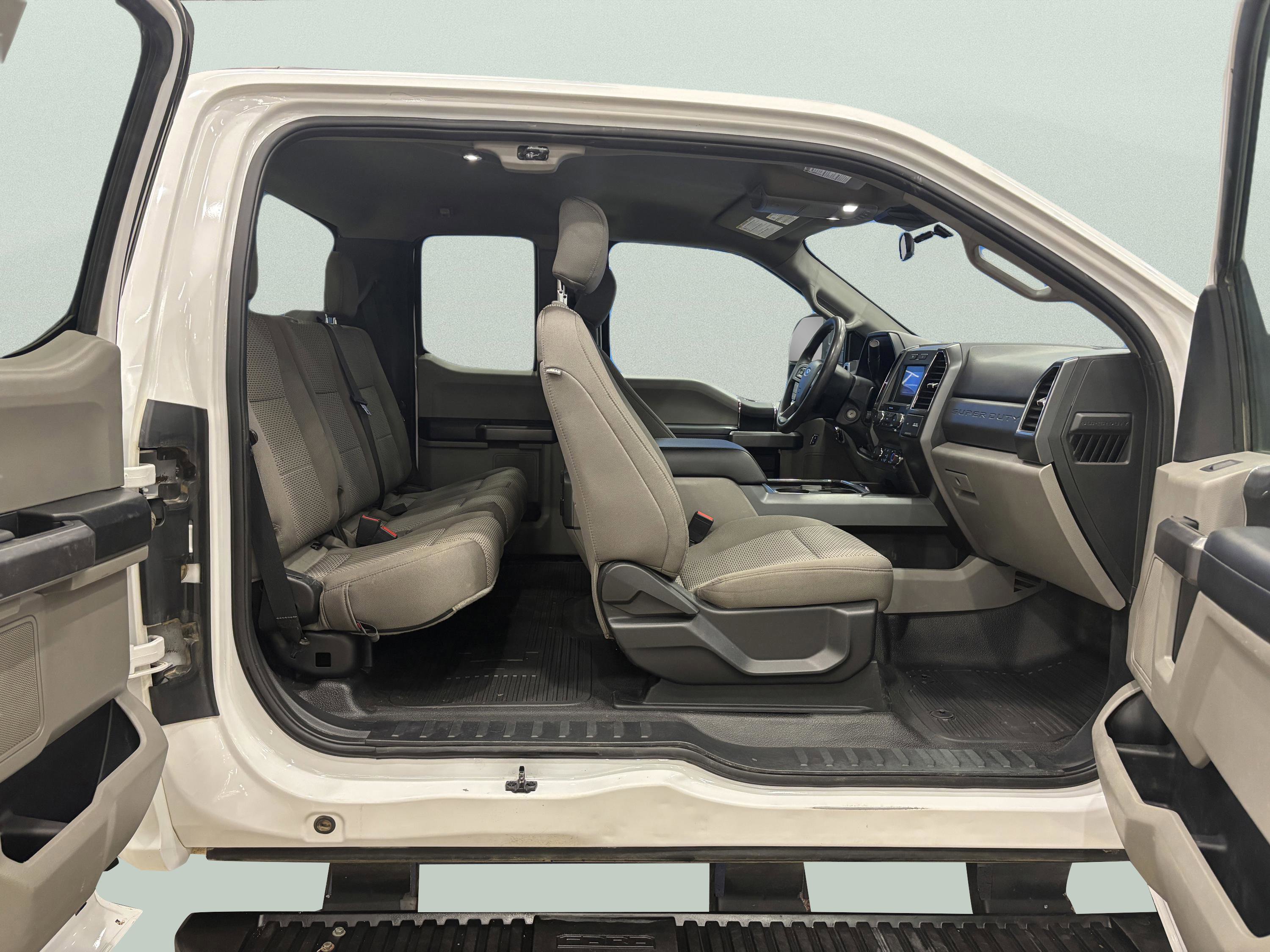 Certified 2021 Ford F350 XLT w/ XLT Value Package image 14