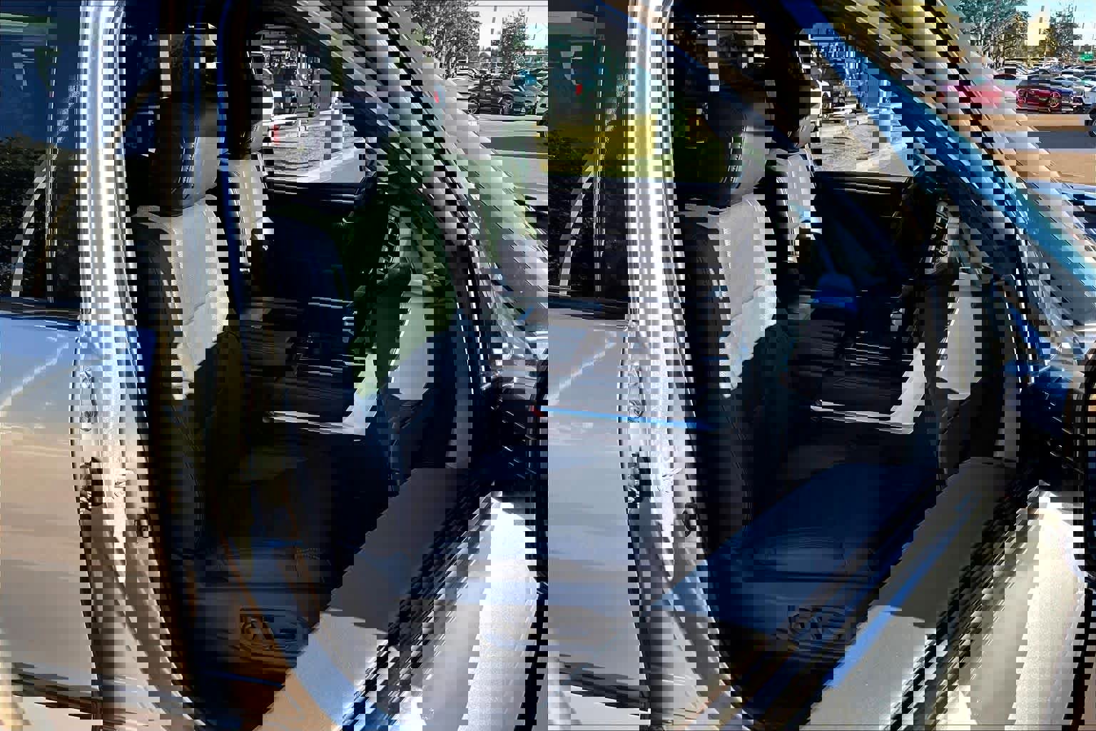 Used 2023 Toyota Tundra Platinum image 10