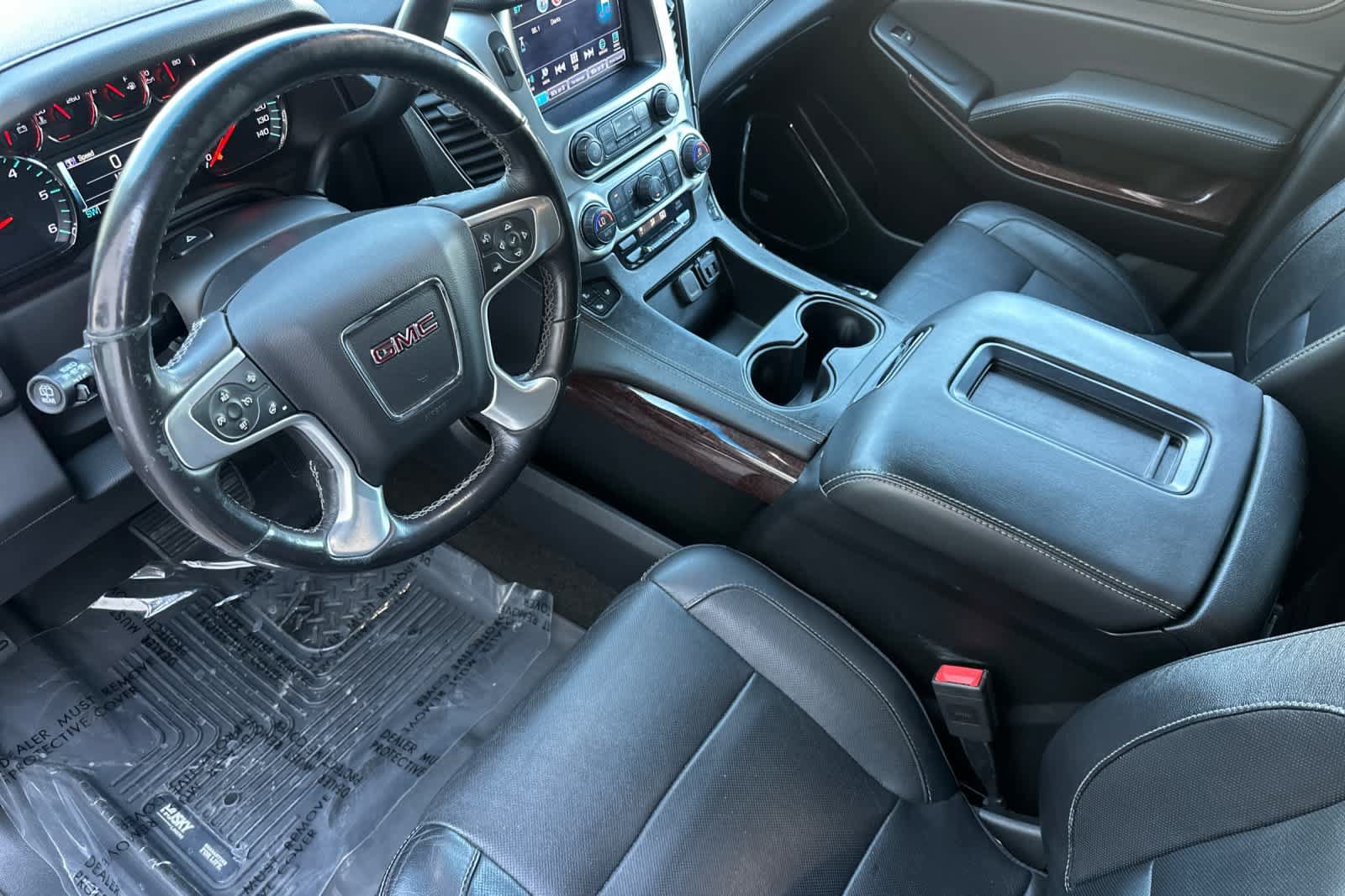 Used 2018 GMC Yukon XL SLT AWD/4WD image 11