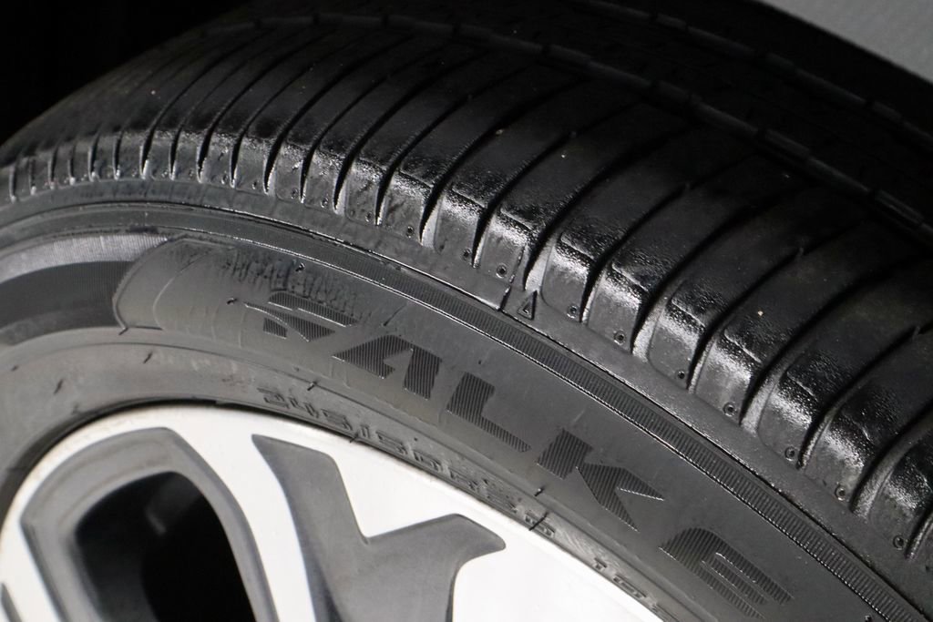 Used 2024 Subaru Ascent Touring image 21