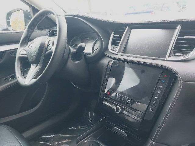 Used 2019 INFINITI QX50 Essential w/ Premium Heat Package AWD/4WD image 25