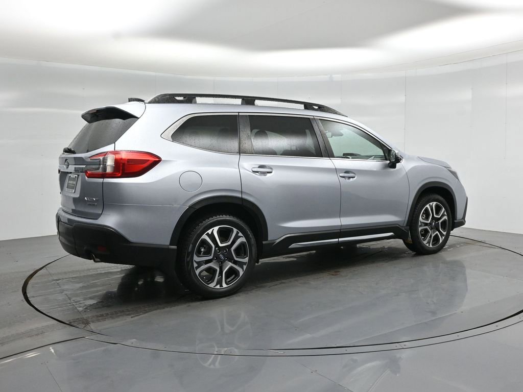Used 2023 Subaru Ascent Limited w/ Technology Package AWD/4WD image 28