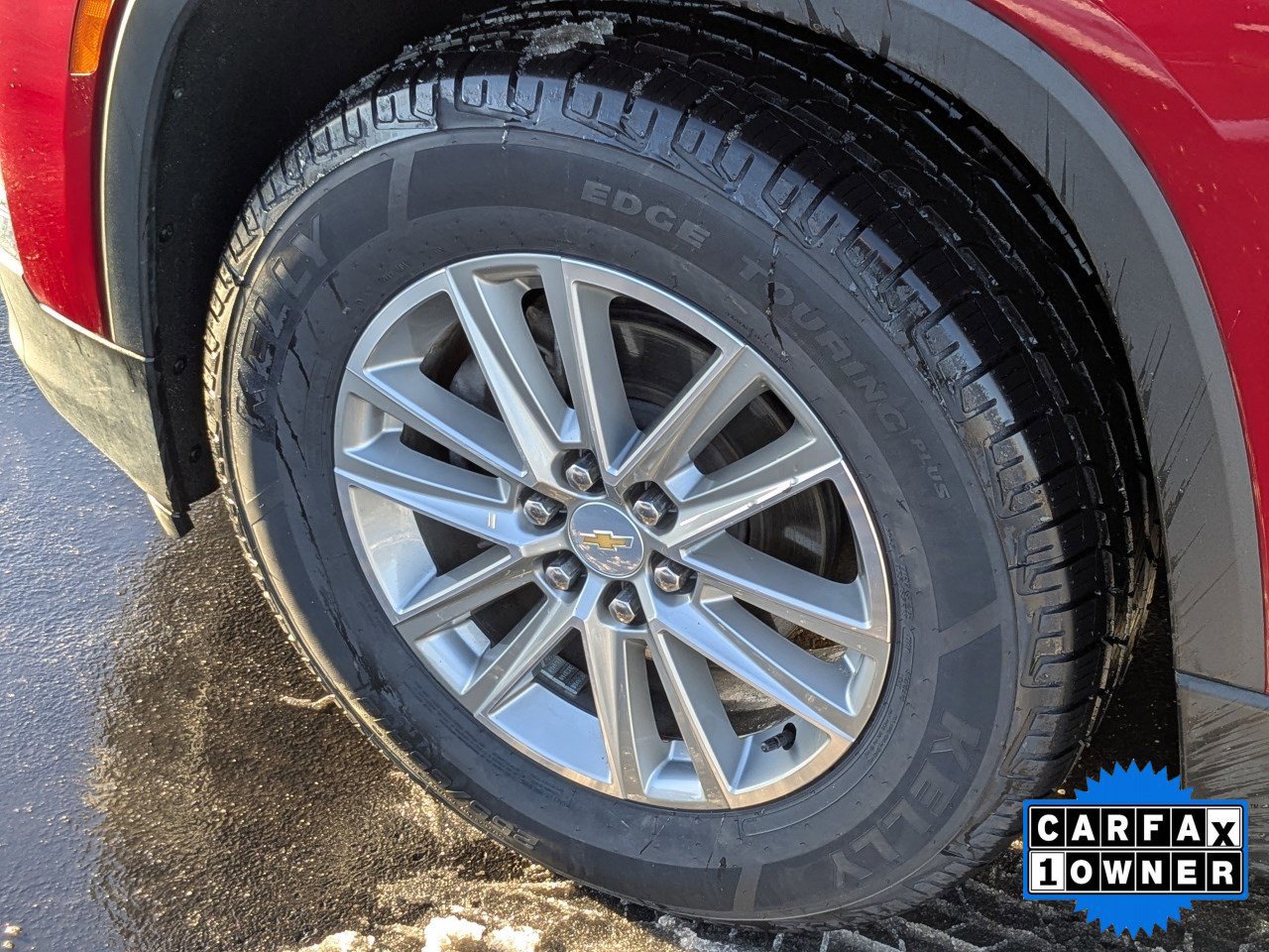 Used 2023 Chevrolet Traverse LT image 12