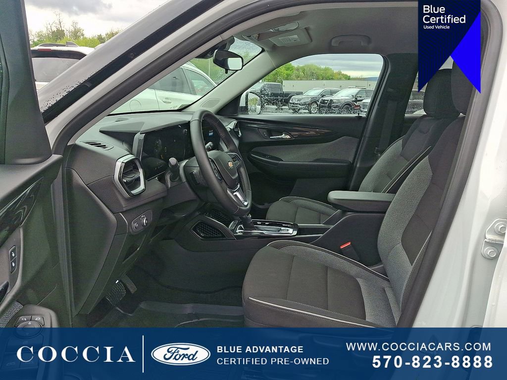 Used 2024 Chevrolet TrailBlazer LT w/ LT Cold Weather Package AWD/4WD image 13