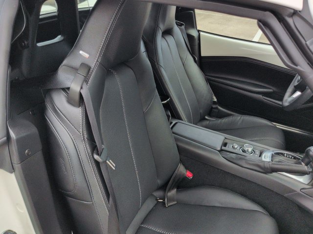 Used 2021 MAZDA MX-5 Miata RF Grand Touring RWD image 14