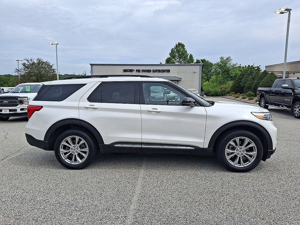 Certified 2024 Ford Explorer XLT w/ Equipment Group 202A AWD/4WD image 26