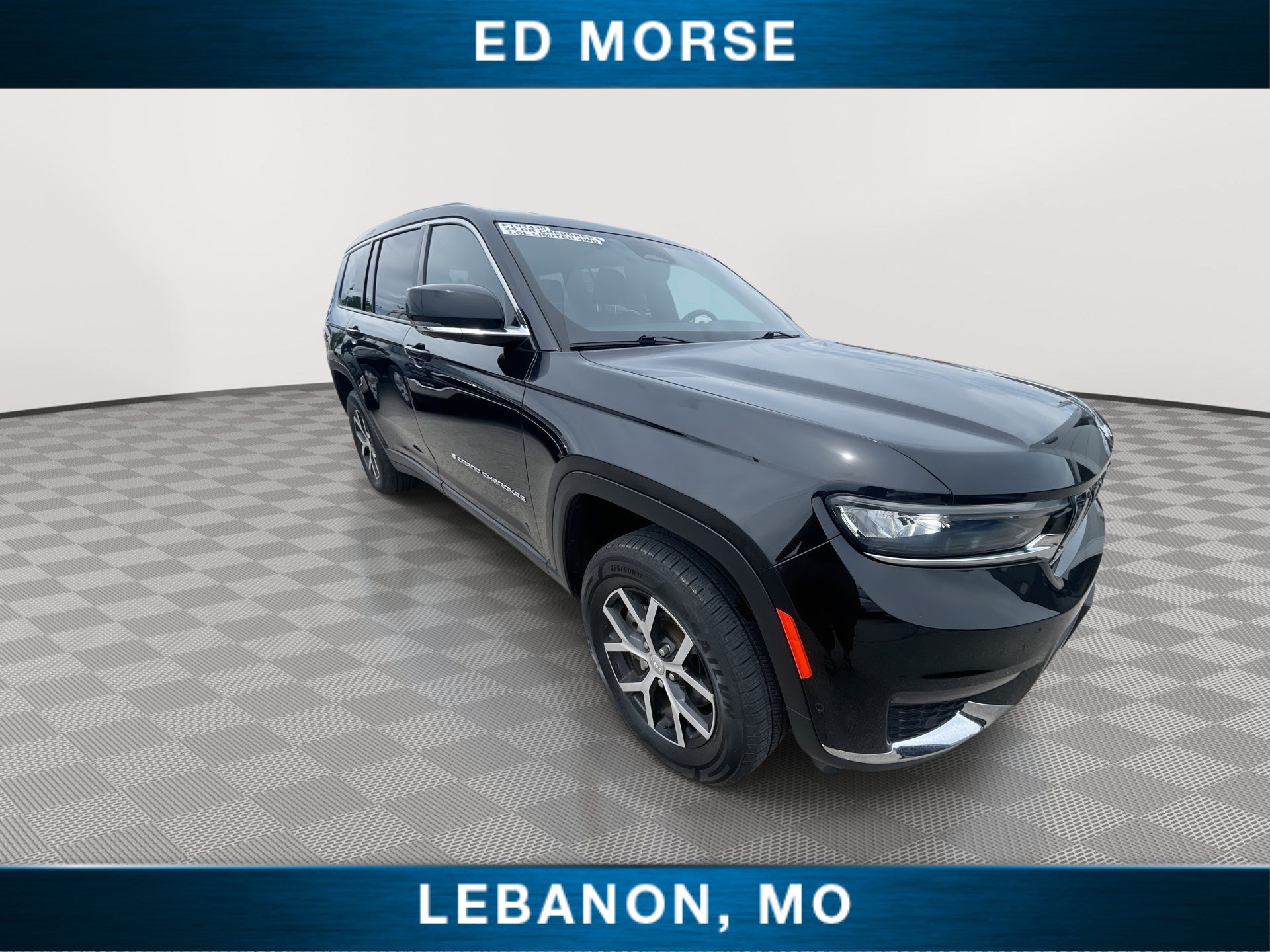 Used 2024 Jeep Grand Cherokee L Limited w/ Luxury Tech Group II AWD/4WD image 2