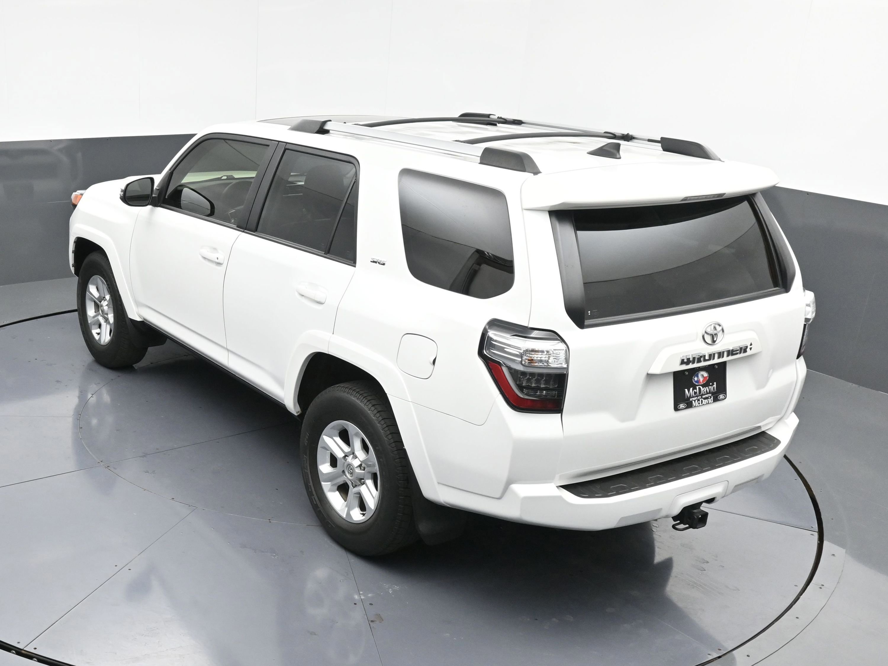 Used 2022 Toyota 4Runner SR5 Premium w/ Moonroof Package image 10